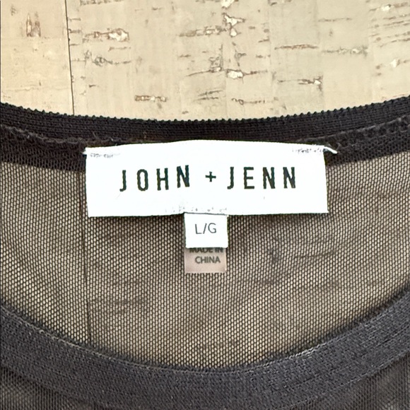 John + Jenn Black Sheer Yoke Midi Dress - Picture 4 of 7